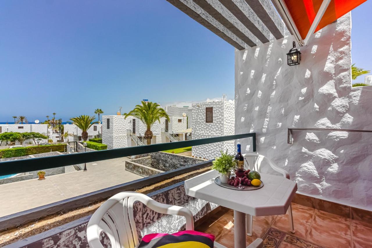 Apartment Apart America - 150 Meters From The Beach, Free Wi-Fi Arona  Extérieur photo