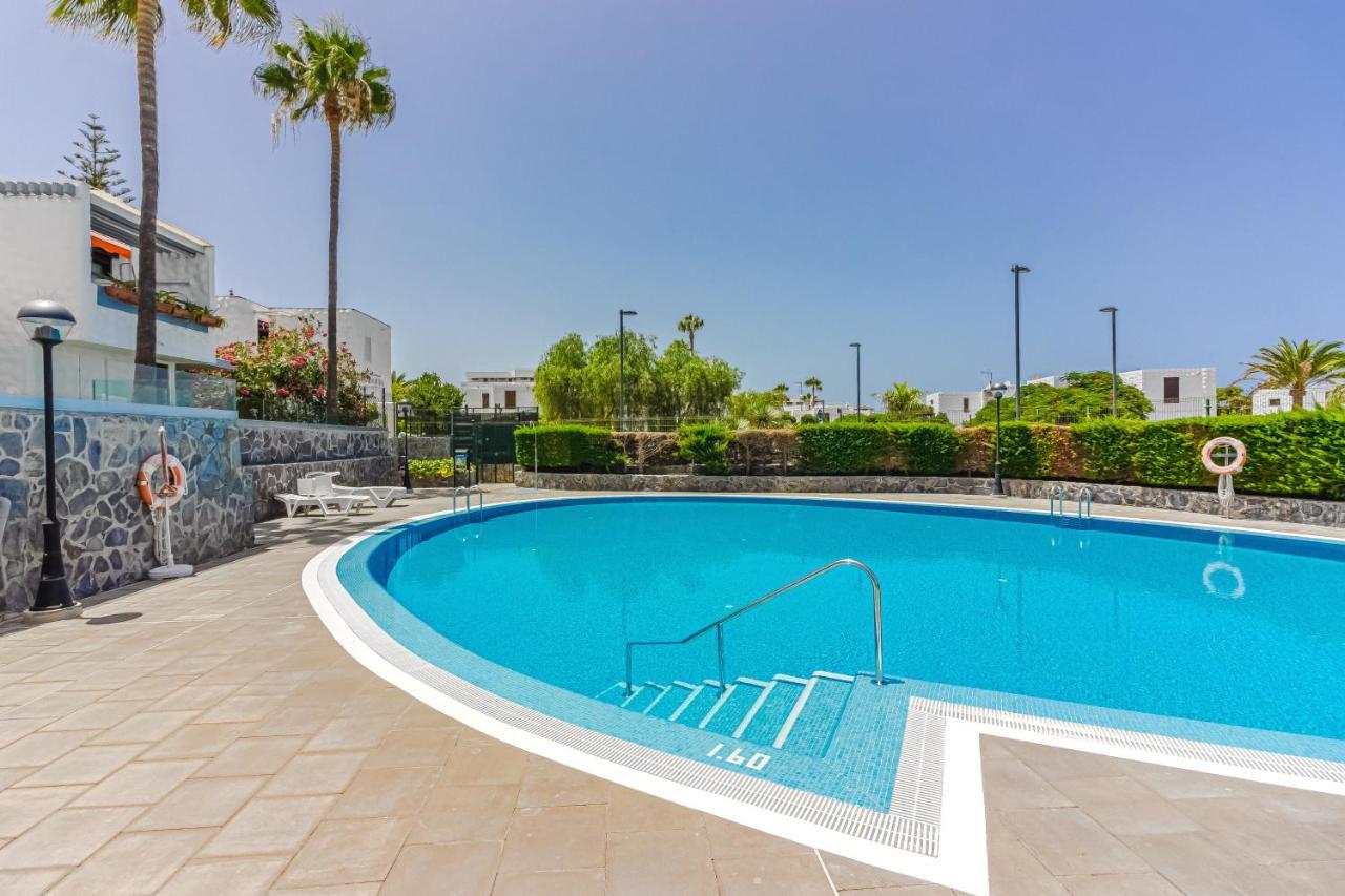 Apartment Apart America - 150 Meters From The Beach, Free Wi-Fi Arona  Extérieur photo